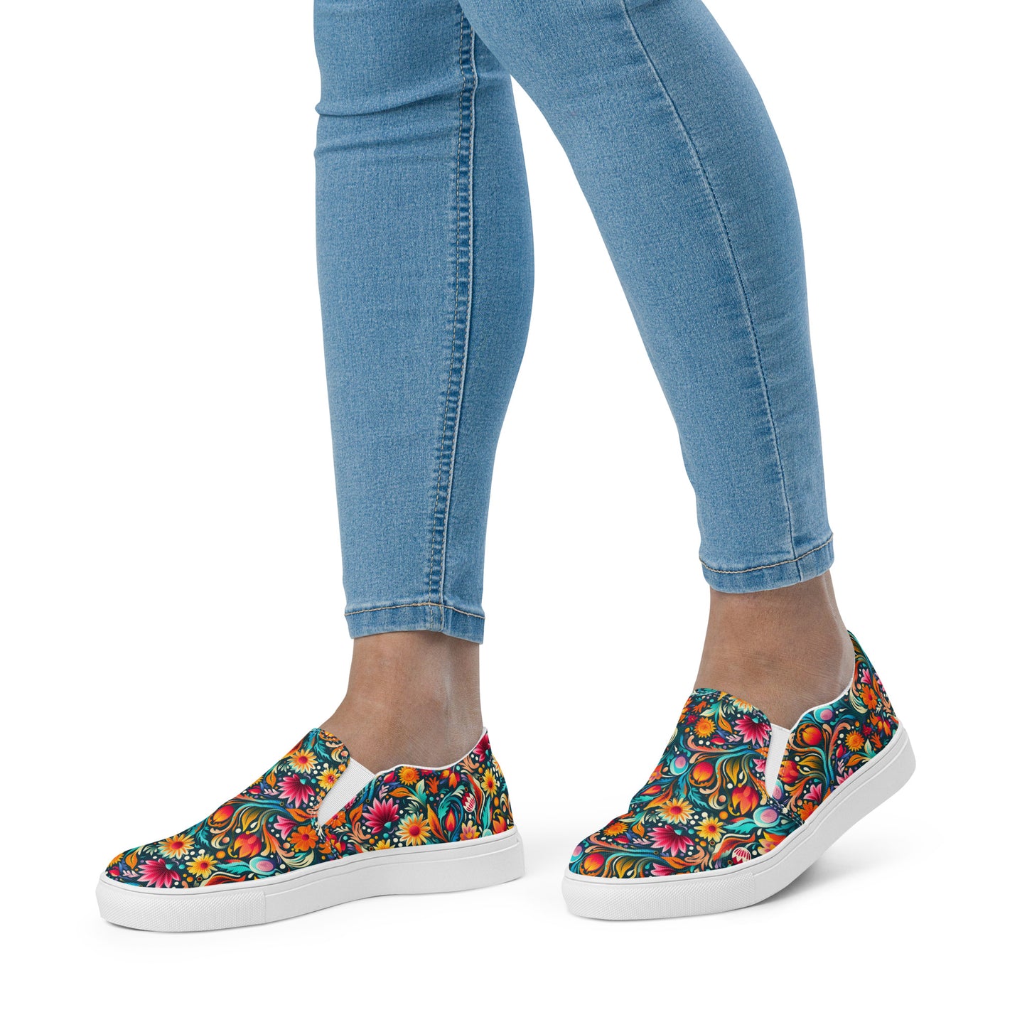 Floral - Women’s slip-on canvas shoes